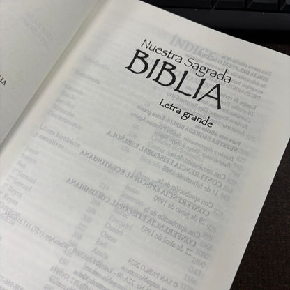 NUESTRA SAGRADA BIBLIA